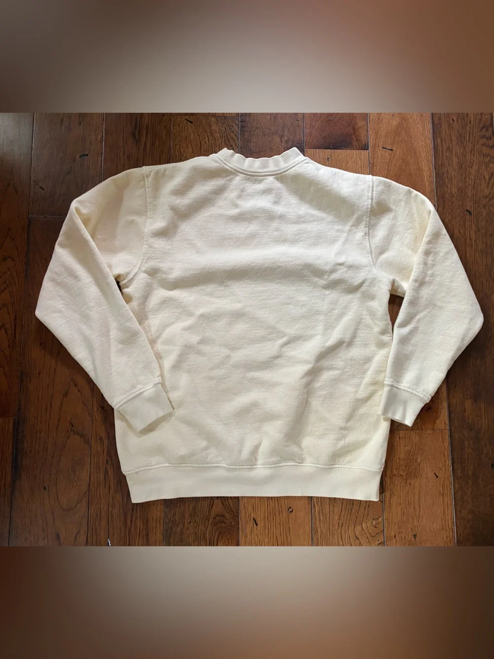 Taylor Swift 1989 sweatshirt